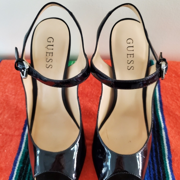 Guess black patent leather heels size 7. Like new. - Picture 2 of 7